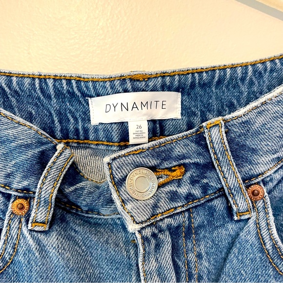 Dynamite High-rise Raw-hem Denim Short size 26 - Picture 4 of 4